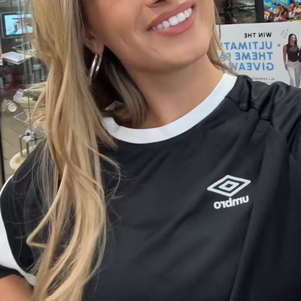 Umbro black and white jersey